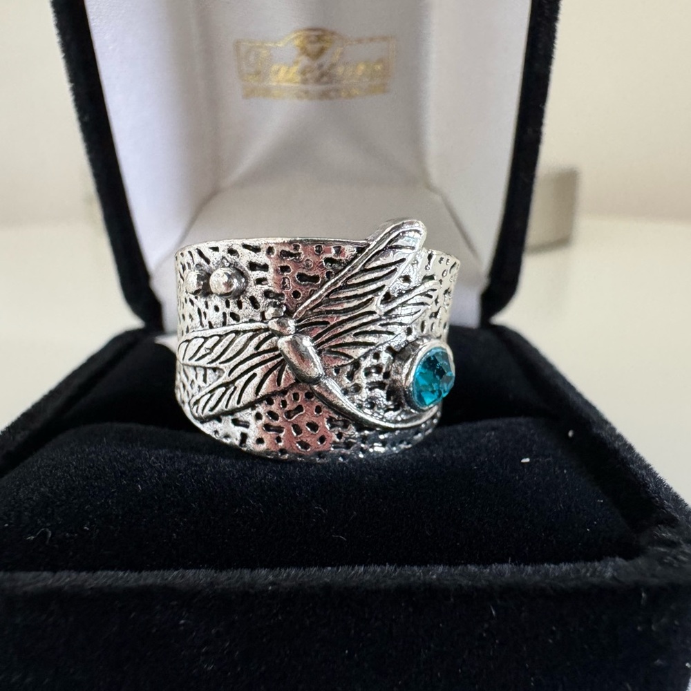 Silver Tone Dragonfly Statement Ring with Blue Gemstone Size 8 Costume Jewelry